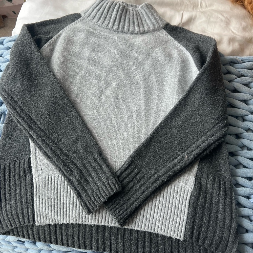 White House black market sweater